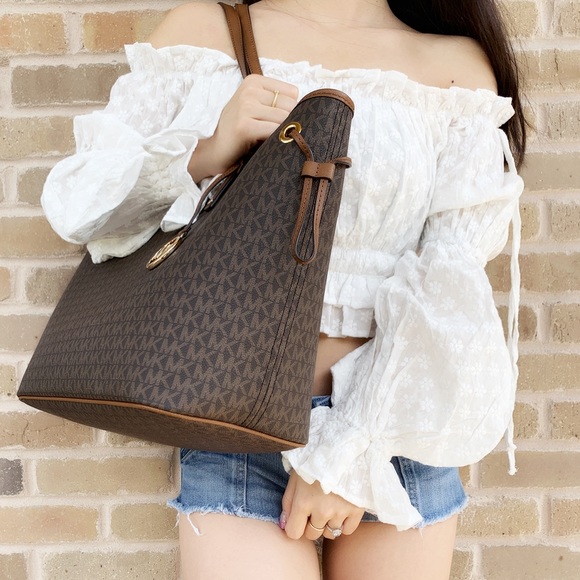 💕🎁👜Michael Kors Large Tote & Wallet SET - Picture 4 of 4